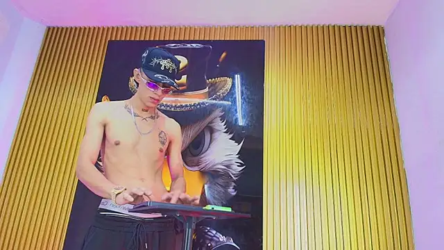 Angel xxx online show from June 8, 1:28 am