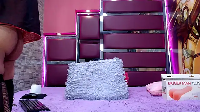 perfectlump online show from September 20, 2:51 pm