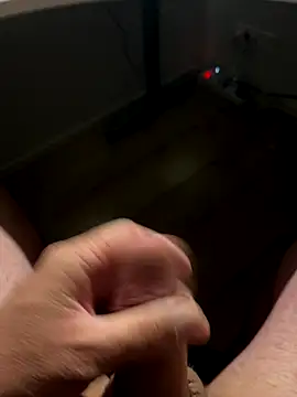 Snapshot of mikiss789 chatting on September 26, 3:21 am mikiss789 online show from September 26, 3:21 am