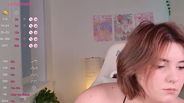 YumiYammy online show from October 11, 7:12 pm