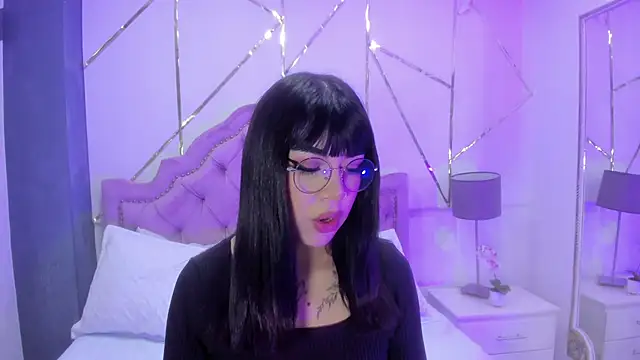 RoseCassie online show from January 8, 12:47 pm