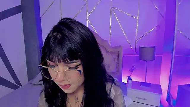 RoseCassie online show from February 5, 4:14 pm