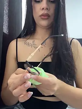 RoseCassie online show from March 24, 12:54 pm