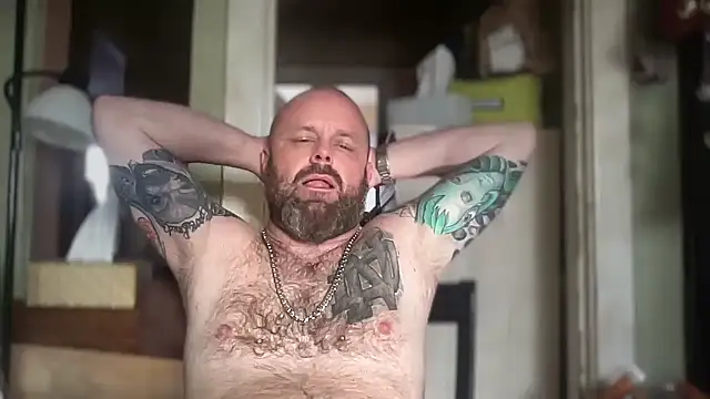 Snapshot of Thickirishcock850 chatting on February 28, 9:38 pm Thickirishcock850 online show from February 28, 9:38 pm