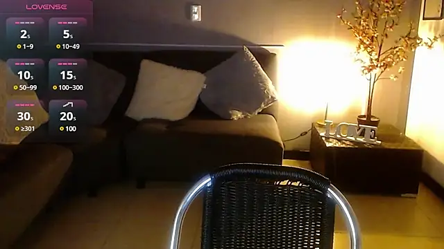 mia collens online show from January 24, 12:42 am