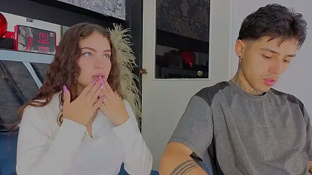 Snapshot of hinata_itachi chatting on February 6, 3:55 am hinata itachi online show from February 6, 3:55 am