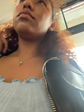 lauraltt online show from December 16, 7:08 pm