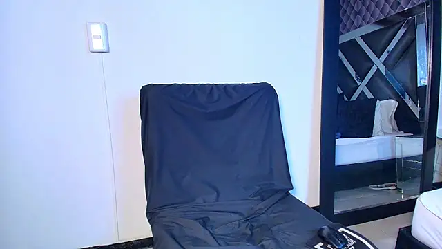 caroo gomeez online show from October 7, 4:09 am