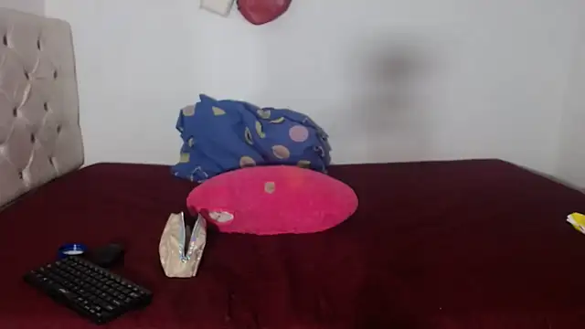 evaFiore online show from February 4, 4:15 am