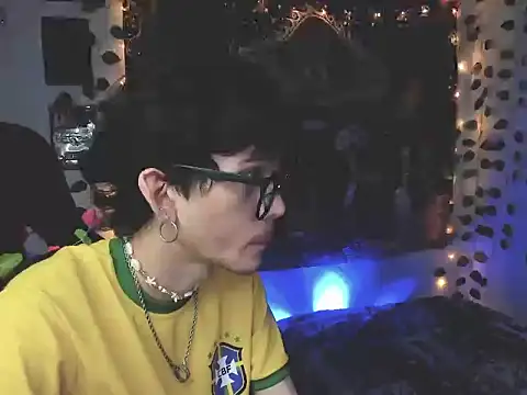 skinny dann online show from July 28, 3:57 am