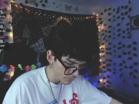 skinny dann online show from August 4, 2:59 am