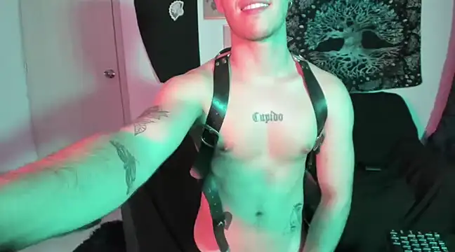 Snapshot of Antonello_Vannucci chatting on January 31, 11:56 pm Antonello Vannucci online show from January 31, 11:56 pm