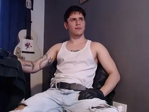 Antonello Vannucci online show from January 8, 5:15 pm