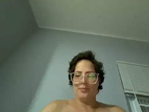 Snapshot of skarfos1babe69 chatting on March 27, 4:40 am skarfos1babe69 online show from March 27, 4:40 am