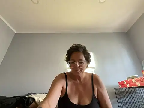 Snapshot of skarfos1babe69 chatting on March 31, 8:53 pm skarfos1babe69 online show from March 31, 8:53 pm