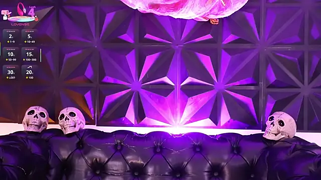 AnikaRomanoff online show from October 24, 4:09 am