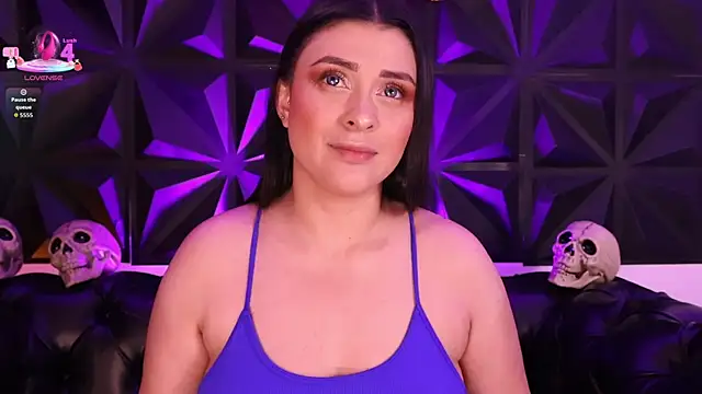 AnikaRomanoff online show from October 28, 3:43 am