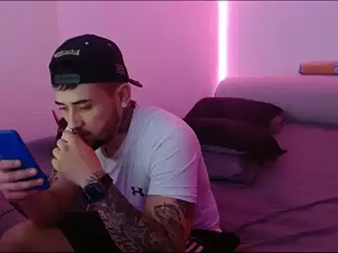 miia-liiam online show from January 9, 5:02 am