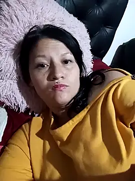 kattia bk online show from December 23, 11:28 pm