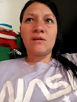 kattia bk online show from January 6, 9:32 pm