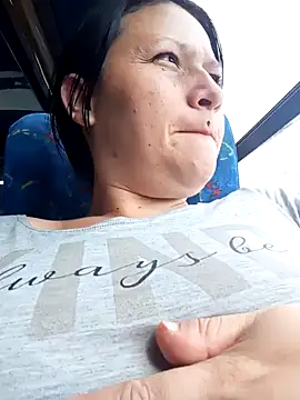 kattia bk online show from January 13, 7:42 pm