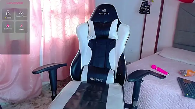 kattia bk online show from February 11, 9:56 pm