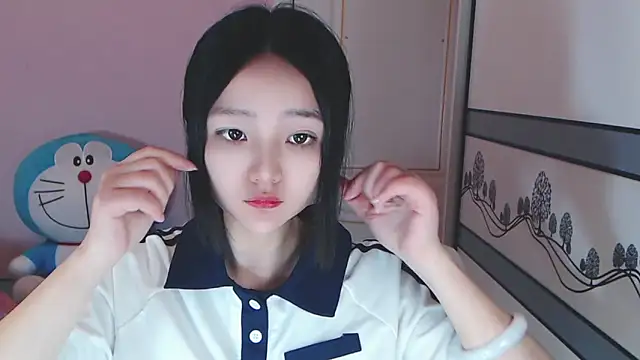 Snapshot of xiao-xiao-D chatting on February 23, 11:00 am xiao-xiao-D online show from February 23, 11:00 am