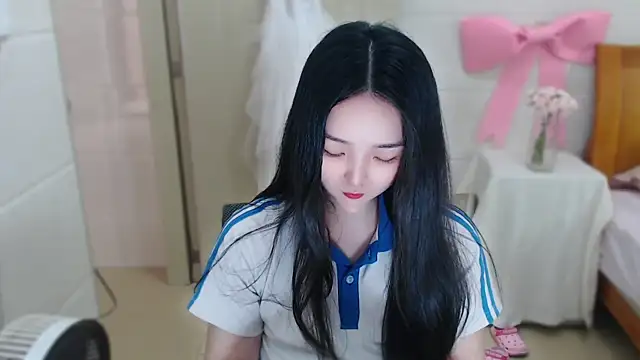 xiao-xiao-D online show from March 21, 5:01 am