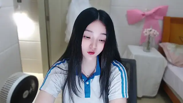 xiao-xiao-D online show from March 21, 1:26 pm