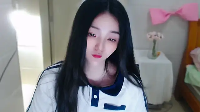 xiao-xiao-D online show from March 27, 8:48 am