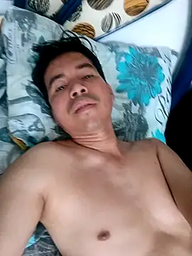 bisexual0007 online show from December 17, 12:11 pm