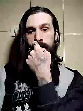 Snapshot of AxelColton chatting on February 23, 5:56 am AxelColton online show from February 23, 5:56 am