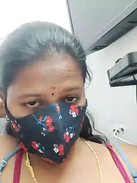 Snapshot of Tamil_Sanjana_ chatting on January 7, 1:03 pm Tamil Sanjana online show from January 7, 1:03 pm