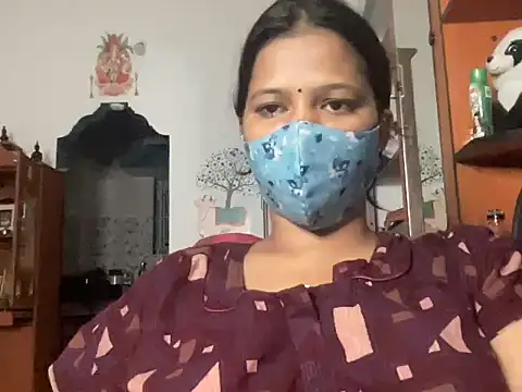 Snapshot of Tamil_Sanjana_ chatting on September 17, 11:28 pm Tamil Sanjana online show from September 17, 11:28 pm