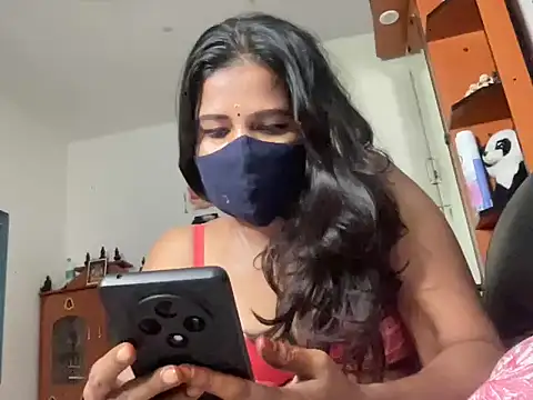 Snapshot of Tamil_Sanjana_ chatting on October 2, 6:15 pm Tamil Sanjana online show from October 2, 6:15 pm