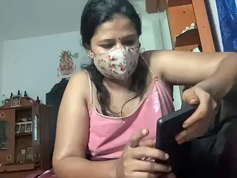 Snapshot of Tamil_Sanjana_ chatting on October 9, 1:03 am Tamil Sanjana online show from October 9, 1:03 am