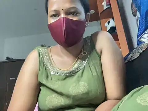 Snapshot of Tamil_Sanjana_ chatting on April 19, 2:00 am Tamil Sanjana online show from April 19, 2:00 am