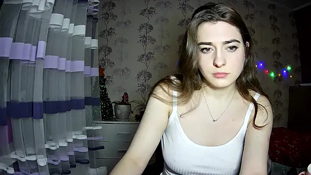 Snapshot of Sofiy_a chatting on January 17, 12:10 am Sofiy a online show from January 17, 12:10 am