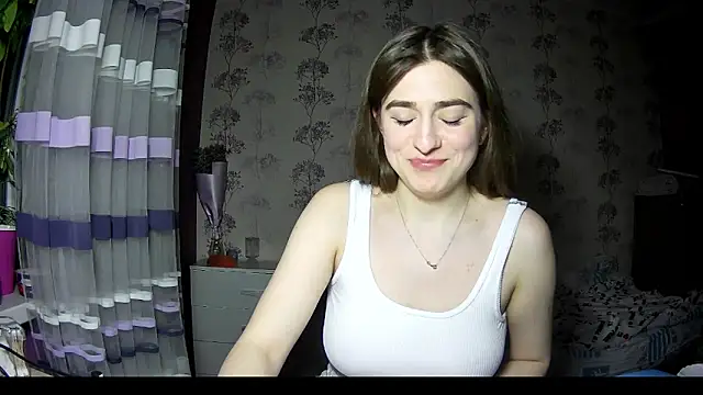 Snapshot of Sofiy_a chatting on March 7, 11:27 pm Sofiy a online show from March 7, 11:27 pm