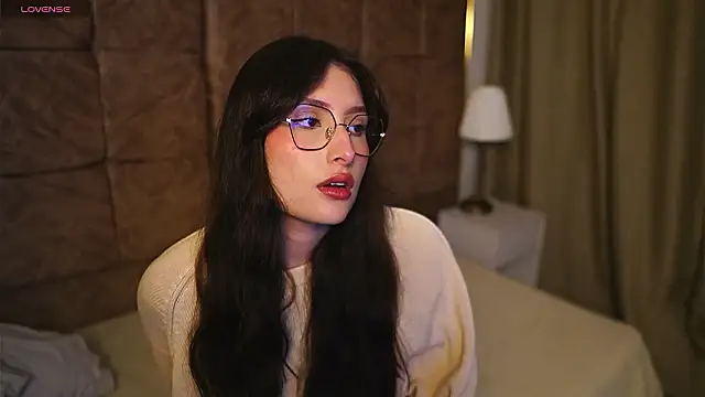 Daisha Riley online show from March 11, 3:45 am