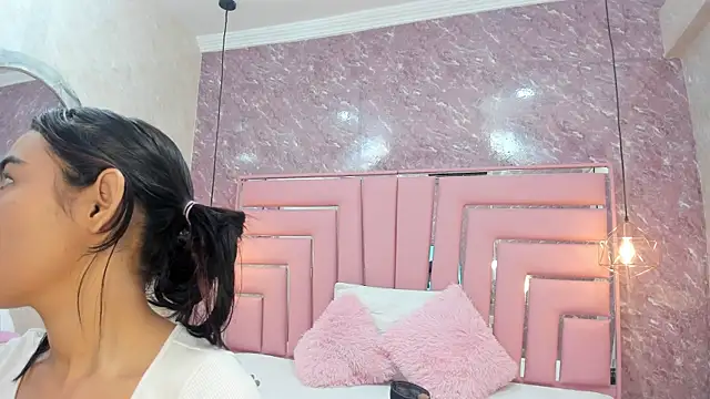 SEXY HOTTIE   online show from January 25, 12:16 pm