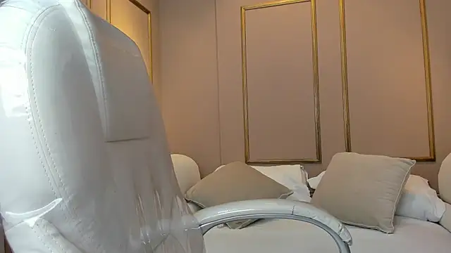 Snapshot of PerlaPreciosa chatting on September 19, 4:03 am PerlaPreciosa online show from September 19, 4:03 am