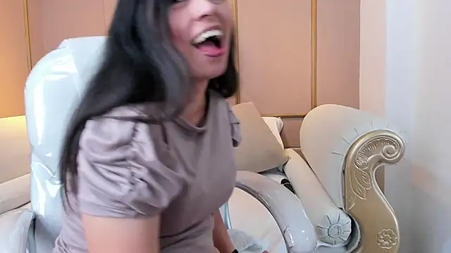 Snapshot of PerlaPreciosa chatting on October 30, 4:36 am PerlaPreciosa online show from October 30, 4:36 am