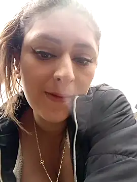 Snapshot of catalella14 chatting on January 9, 5:22 pm catalella14 online show from January 9, 5:22 pm
