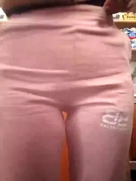 Snapshot of catalella14 chatting on March 10, 8:23 pm catalella14 online show from March 10, 8:23 pm