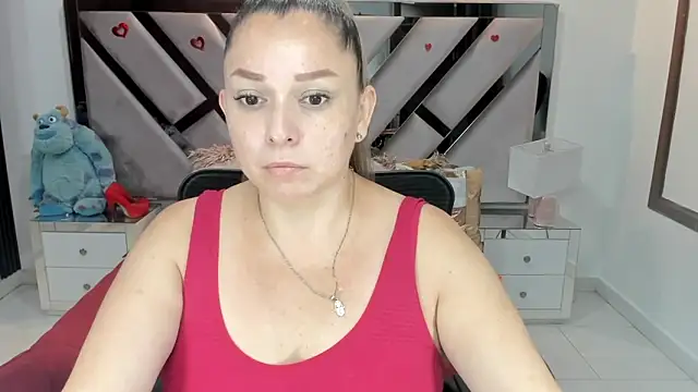 natalia5560 online show from October 6, 12:35 pm