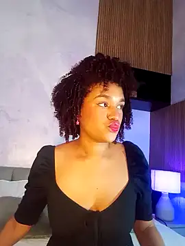 loladupont online show from January 13, 11:41 am