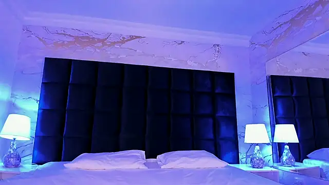 loladupont online show from March 4, 3:12 am