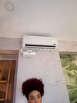 loladupont online show from April 1, 3:07 am