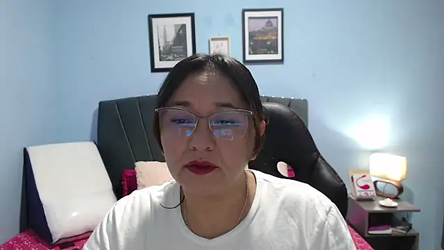 Snapshot of AngelRouss chatting on March 14, 10:50 am AngelRouss online show from March 14, 10:50 am